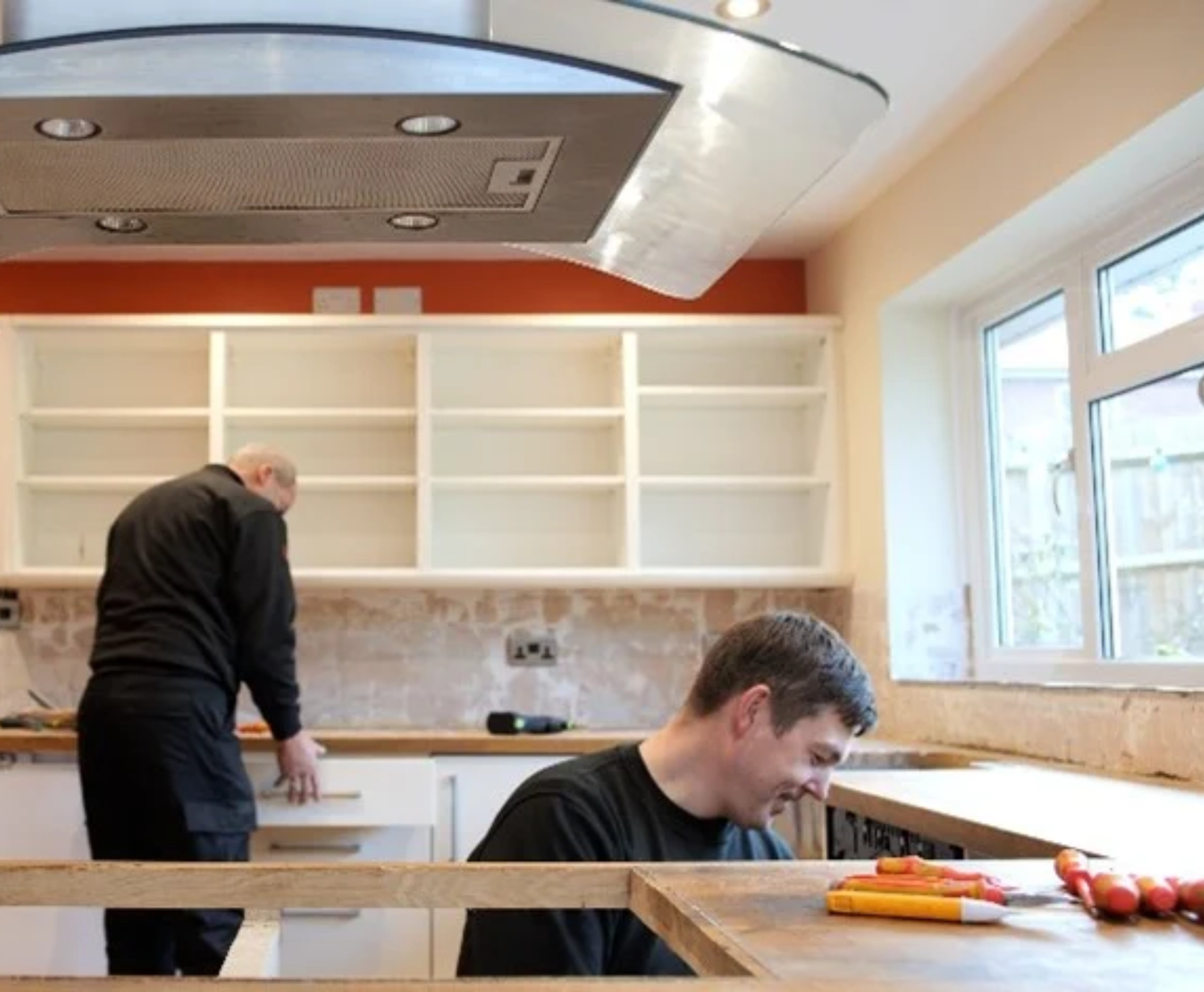 Should You Reface Kitchen Cabinets Or Replace Them?